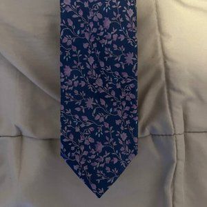 J. Ferrar Slim Floral Tie
